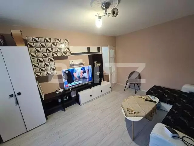 Apartament 2 camere semidecomandate .Zona Andrei Muresanul