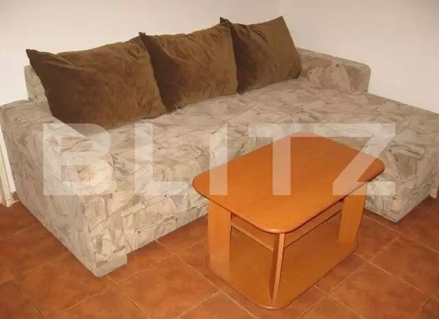 Apartament cu 2 camere, 50 mp, decomandat, AC, zona Ozana