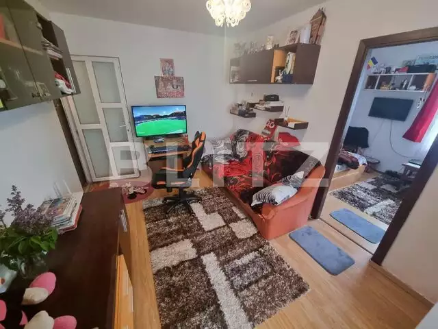 Apartament 2 camere semidecomandat, Craiovita Noua( zona Orizont)