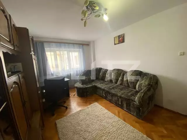 Apartament 3 camere cu garaj, etaj 3, Cetate-Mercur