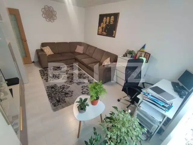 Apartament 3 camere decomandat, 2 bai, Centrala termica, zona Pelendava