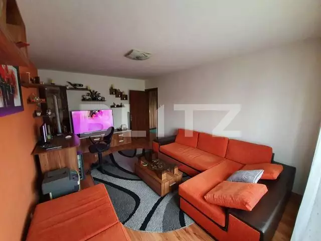 Apartament cu 2 camere, decomandat, 62 mp, zona Micălaca