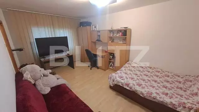 Garsoniera, Rovine, Zona Frigorifer cu suprafata de 28 mp