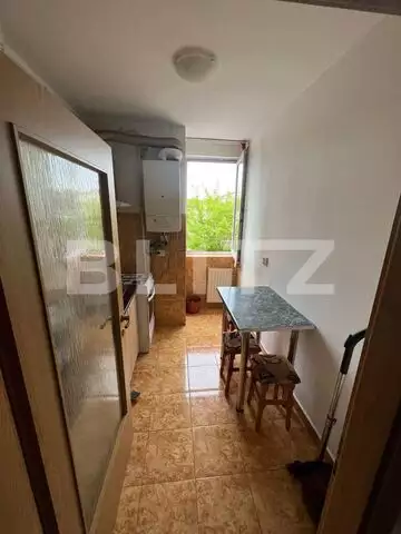 Apartament cu o cameră, 38 mp, etaj intermediar, zona IRIS 