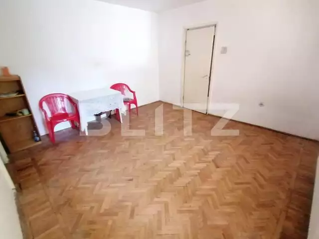 Apartament de 2 camere, 47 mp, centrala termica, zona Calea Severin