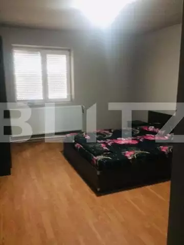 Apartament 3 camere, zona Centrala-Filiasi