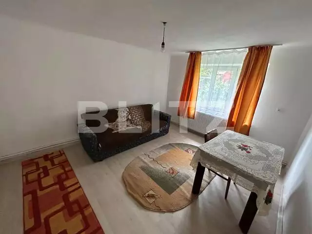 Casa individuala 2 camere, 640mp, zona Cetate