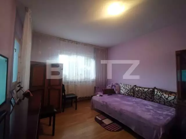 Apartament 2 camere, decomandat, etaj 2, Craiovita Noua, zona Bigul Nou