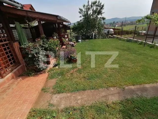 Casa individuala, 120 mp utili, 3 camere, living, 2 bai, Zona Micesti