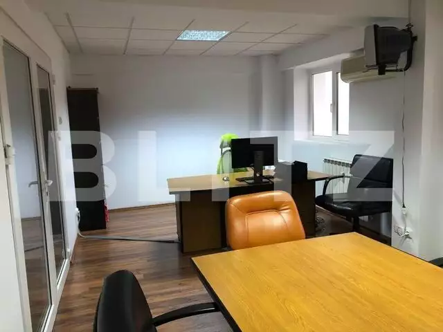 Apartament 4 camere decomandat, 95 mp, Calea Bucuresti, zona Piata Mare/Universitate