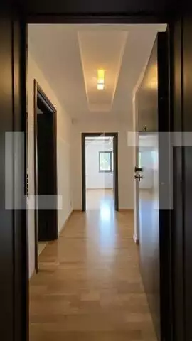 Apartament de 2 camere, 82mp, lux, semi-decomandat, Centrala, Parcare subterana,zona Mosilor - Mihai Eminescu