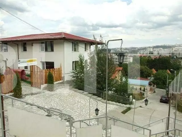 Casa 8 camere, 300 mp utili, 500 mp teren, Grigorescu