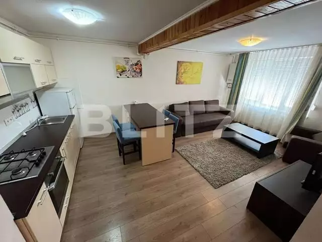 Apartament cu 3 camere, 63 mp, decomandat, cartier Cetate