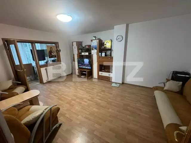 Apartament 3 camere, 81,52 mp, decomandat, zona Dacia