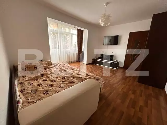 Apartament 3 camere, semidecomandat, 67 mp, Tatarasi