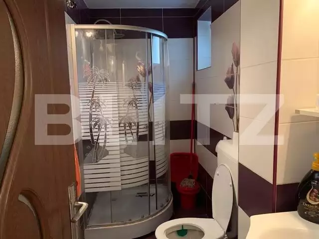 Apartament 3 camere, 99 mp, decomandat,  zona Cetate