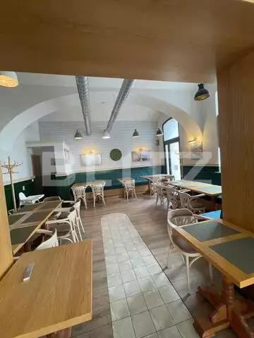 Restaurant, 200 mp + 100 mp pentru depozitare, zona Ultracentrala