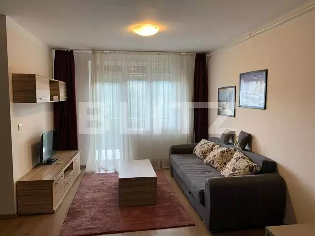 Apartament 3 camere, 63 mp, balcon, zona Cetate