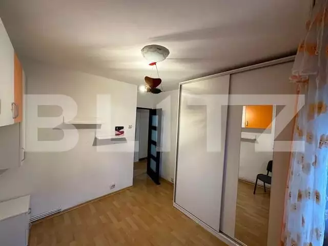Apartament 3 camere, decomandat, 58mp, zona Tatarasi