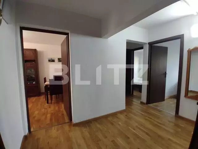 Apartament 3 camere, 62 mp, zona Lipovei