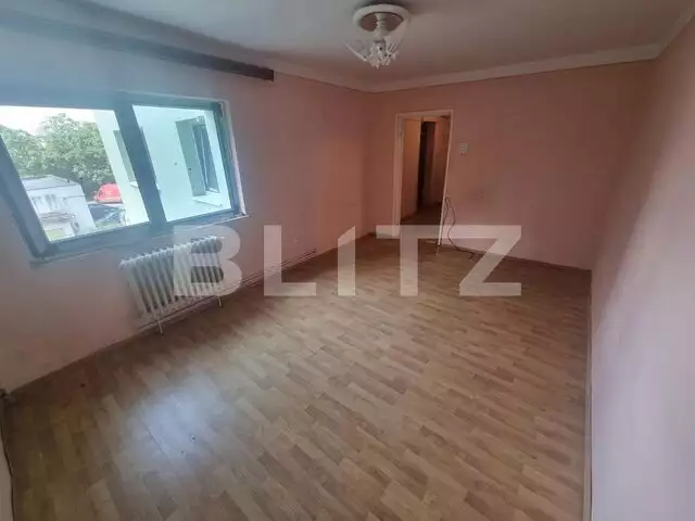 Apartament 3 camere decomandat, Zona Gara