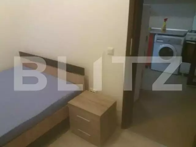 Apartament cu 2 camere, semidecomandat, 42mp, zona Ultracentrală