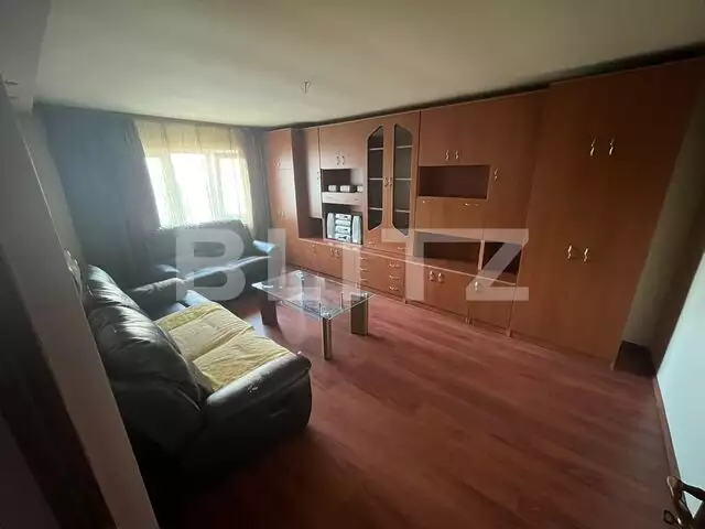 Apartament 4 camere, decomandat, Calea Moldovei