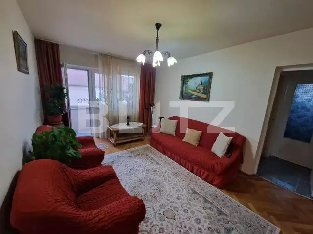 Apartament 3 camere, 57 mp, balcon, zona Cetate