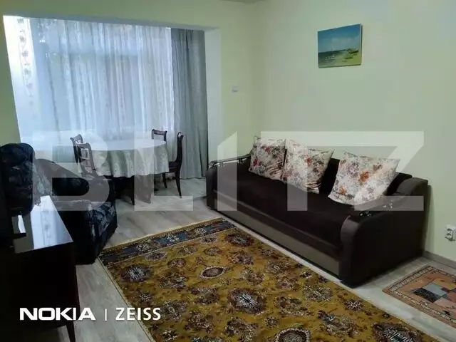 Apartament cu 3 camere, semidecomandat, 64mp, zona Tatarasi