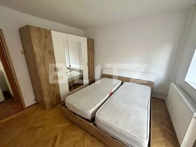 Apartament 2 camere, 55MP, decomandat, etaj intermediar, zona Aradului