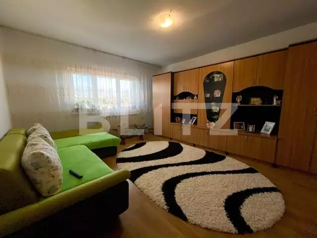 Apartament 3 camere, decomandate, 75 mp, 2 băi, zona Pod Calvaria