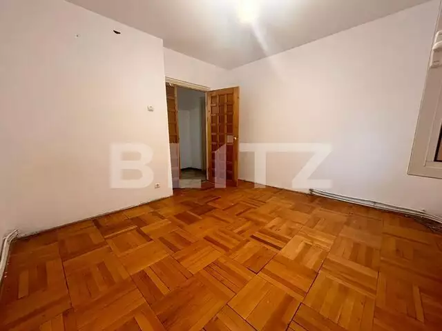 Apartament de 4 camere, 100 mp, etaj intermediar, zona Dacia 