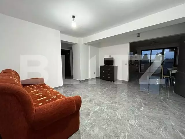 Apartament modern cu trei camere, prima 