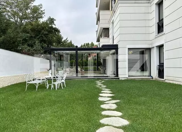 Apartament de lux, 5 camere, 4 bai, gradina 248mp, zona Iancu Nicolae!