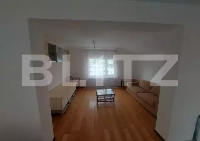 Apartament de 3 camere, decomandat, 78mp, zona Nicolina