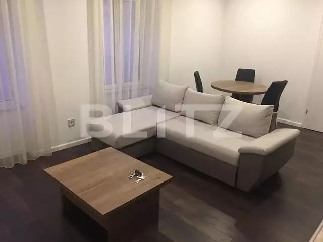 Apartament 2 camere ,etaj 1, Piata Centrala