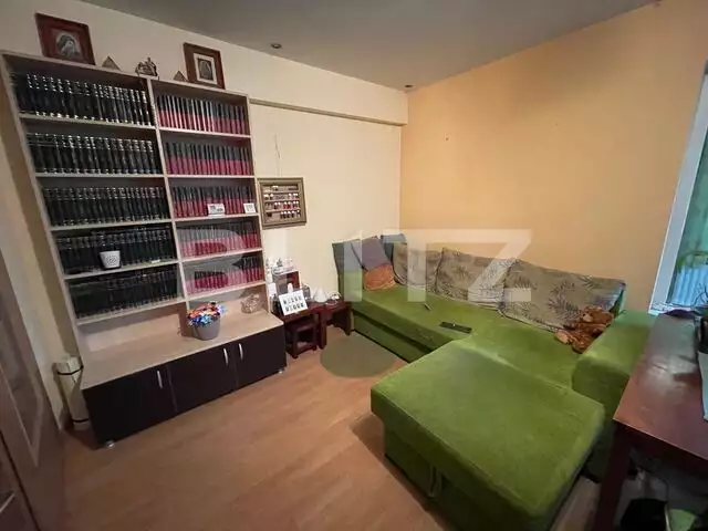 Garsoniera, 40 mp, balcon, centrală proprie, zona Dunării