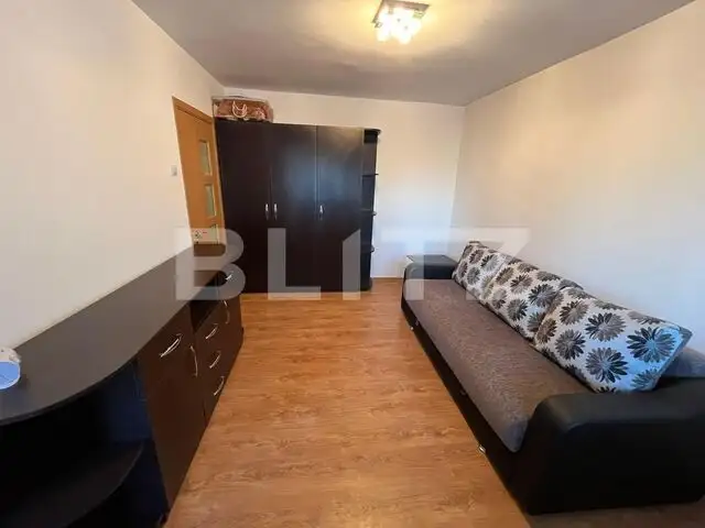 Garsoniera, 40 mp, balcon, centrală proprie, 