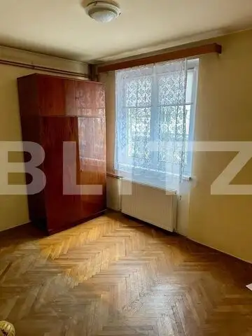 Apartament 4 camere, 2 bai, 78mp, Dambu 