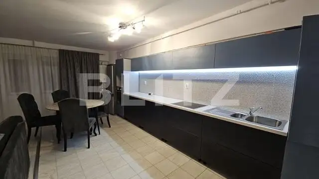 Apartament 3 camere, decomandat, 2 bai, 89mp, scara interioara, boxa, zona Ultracentrala