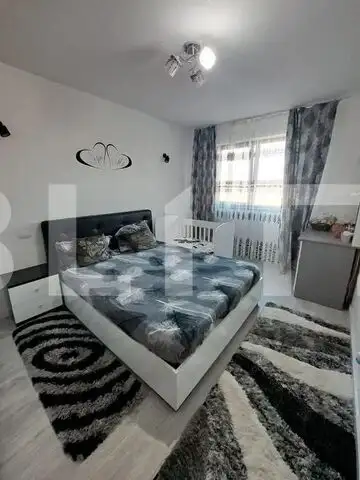 Apartament cu 2 camere, balcon și parcare privată, situat 