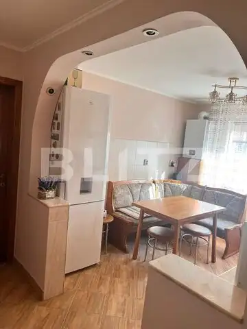 Apartament 3 camere, 65mp, zona Calea Moldovei 