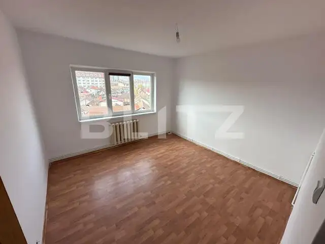 Apartament 3 camere, 62 mp, sub Stadion