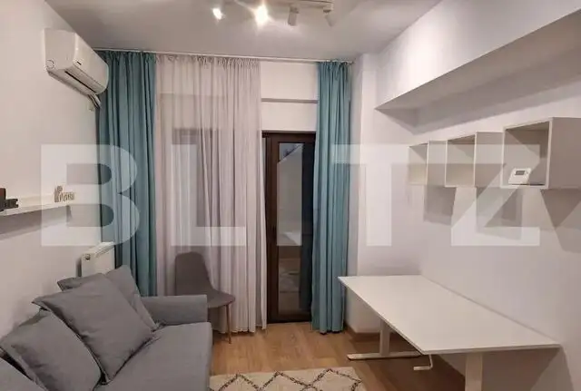 Apartament de 3 camere,54 mp, zona Nicolina