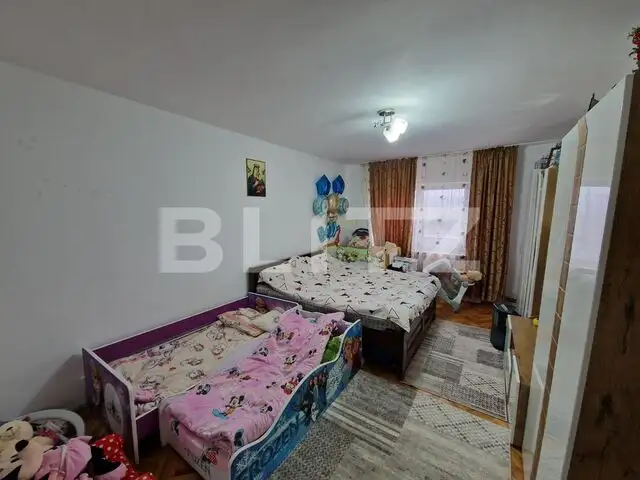 Apartament 2 camere, decomandat, 48mp, etaj 3, zona Ampoi