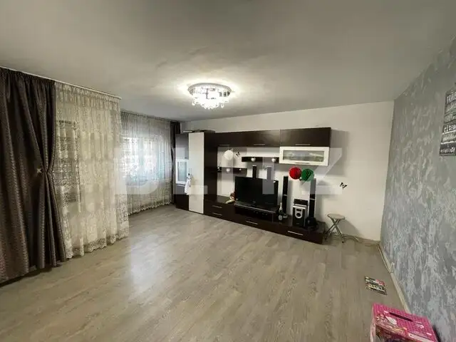 Apartament 2 camere, decomandat, 61.5 mp, George Enescu, zona Chimie