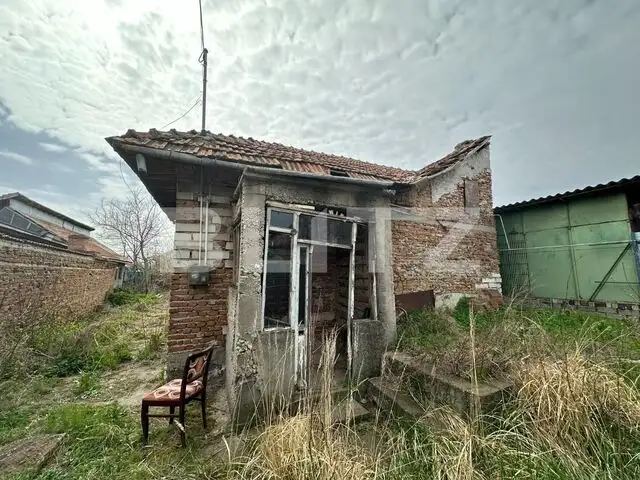 Casa batraneasca, 247mp teren, zona Brestei 