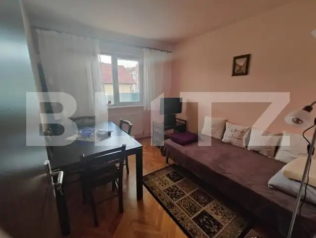 Apartament cu 4 camere, 79mp, baie cu geam, Mănăștur