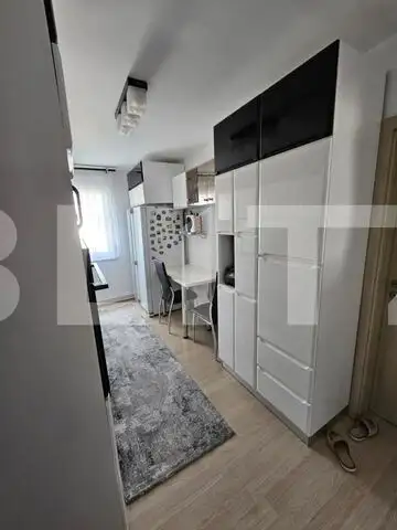 Apartament 2 camere, semidecomandat, 40 mp, Mihai Viteazu