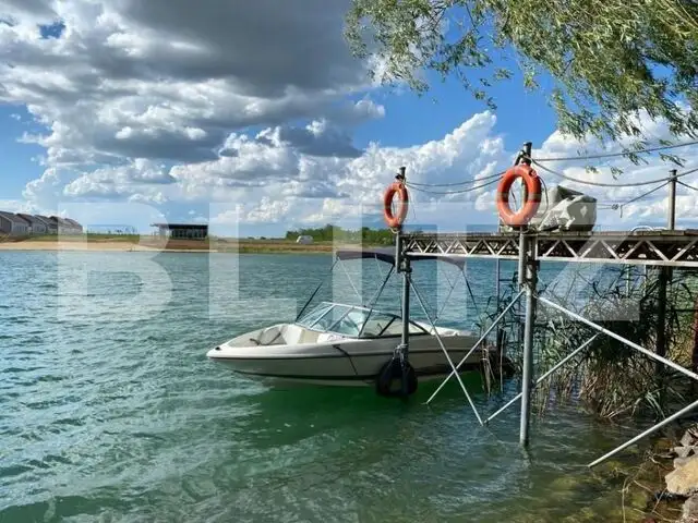 Vilă la Lac în Zona Apa - Oază de Confort și Eleganță